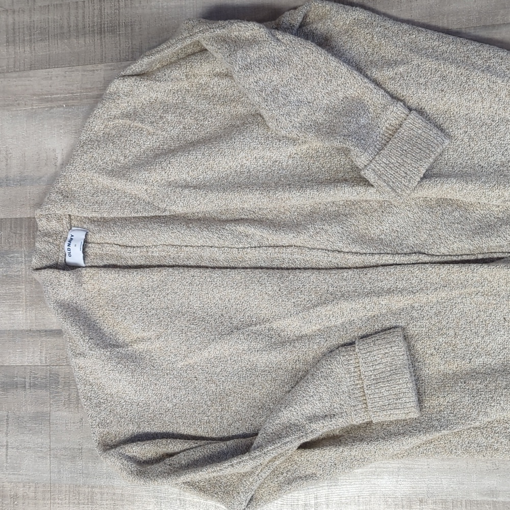 Knitted cardigan